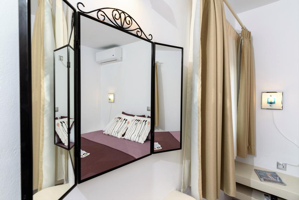 Villa George Santorini Perivolos  Camera foto